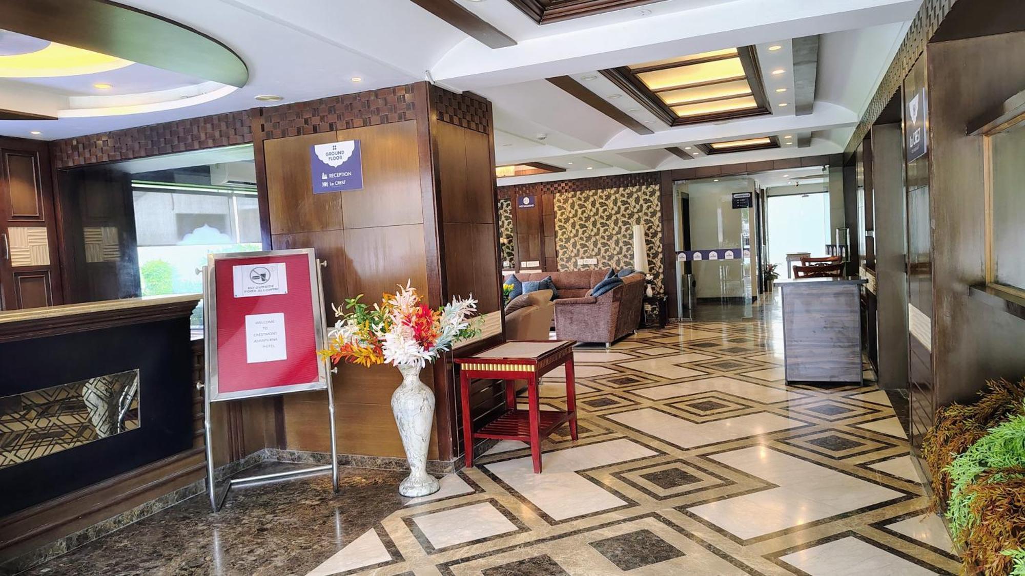 Crestmont Ashapurna Jaipur, Banipark Hotel Exterior photo