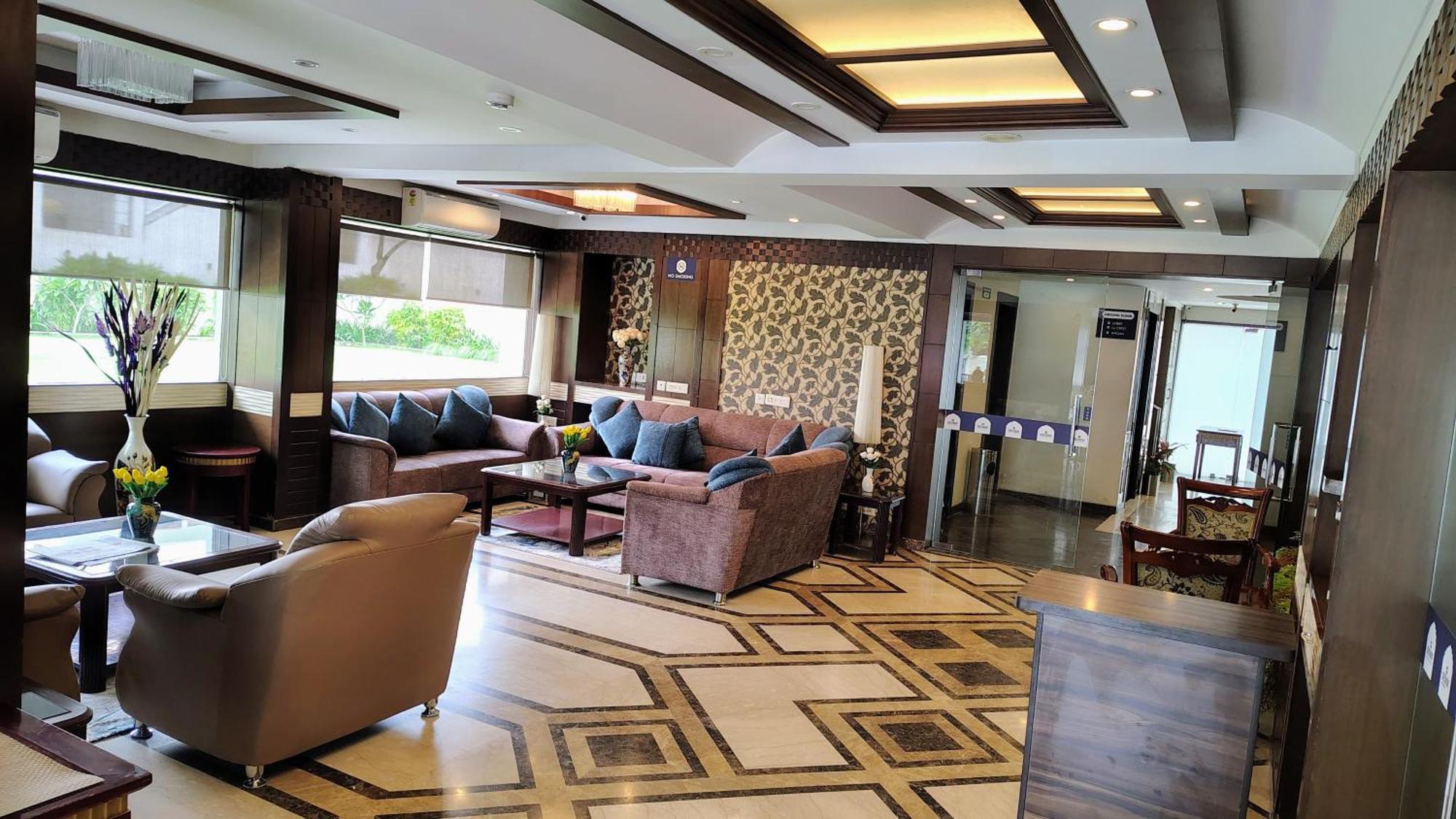 Crestmont Ashapurna Jaipur, Banipark Hotel Exterior photo
